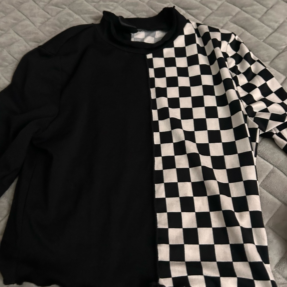never worn - Picture 2 of 3